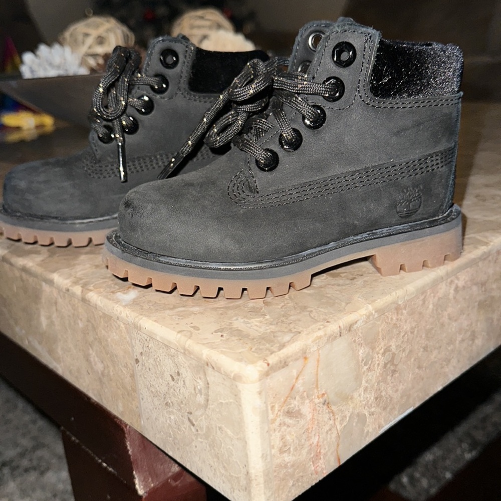 Timberlands - Picture 2 of 2